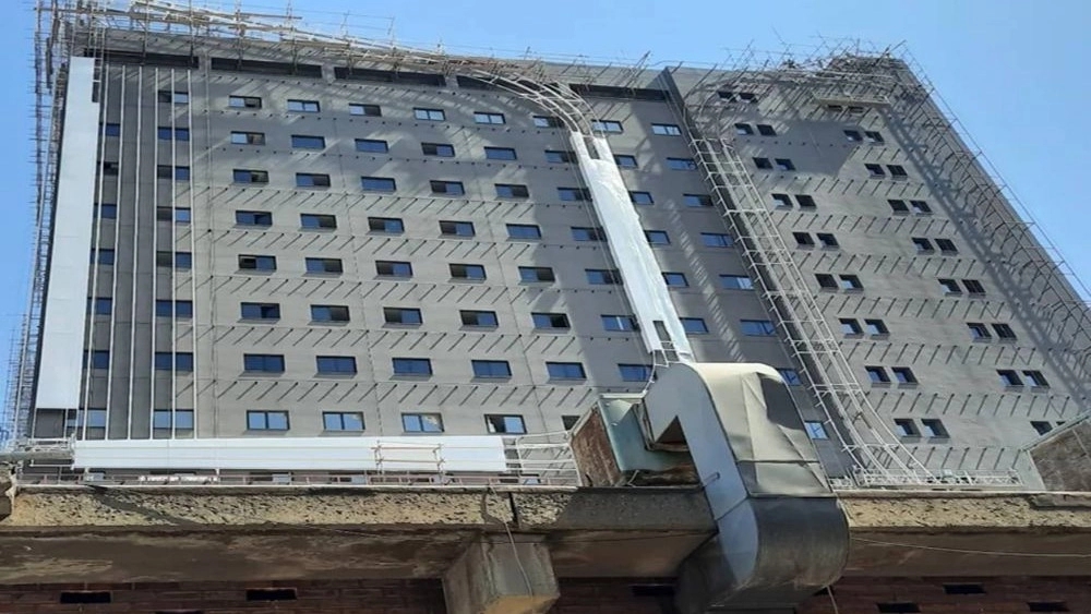 Facade painting in Tehran