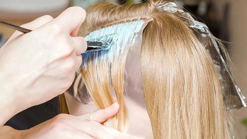 Types of Keratin and hair color services of Alavi Academy