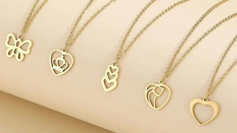 Sale of baby gold in Tehran