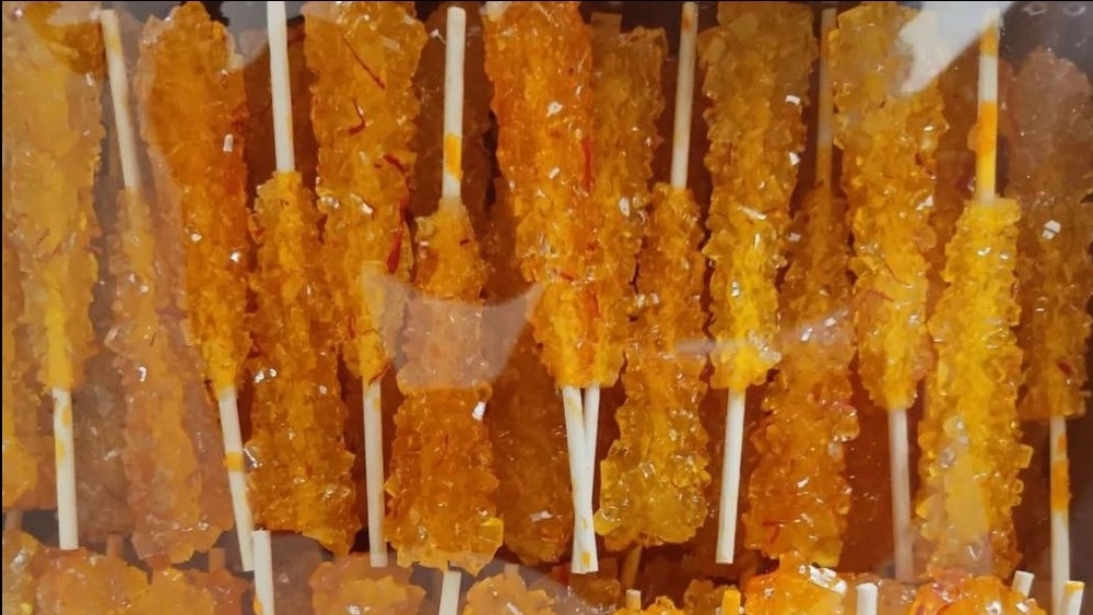 Nabat Behjat Fater, production and sale of all kinds of candies and branches in Yazd