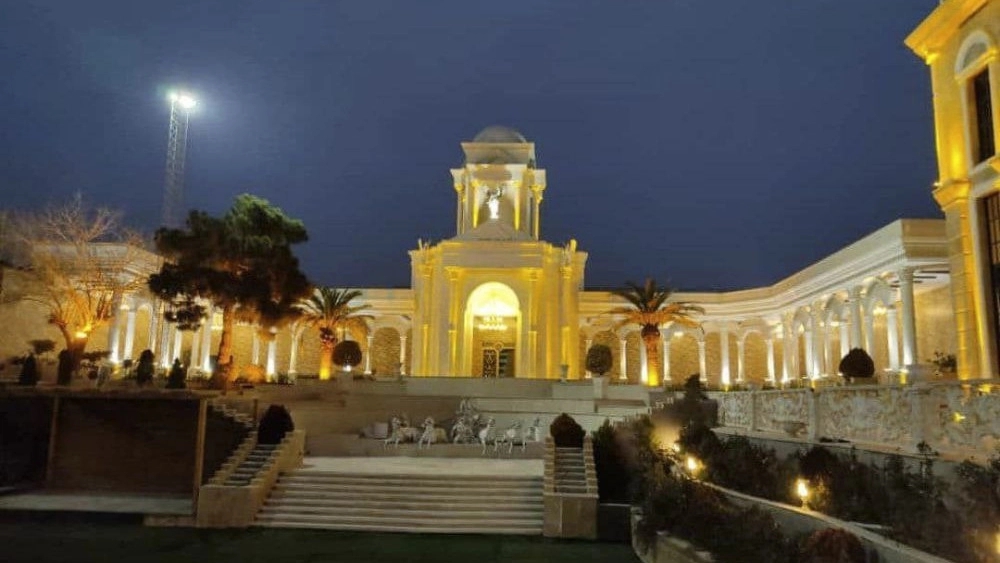 Ceremonies of senatorial meetings (garden of a dedicated building) in Tehran
