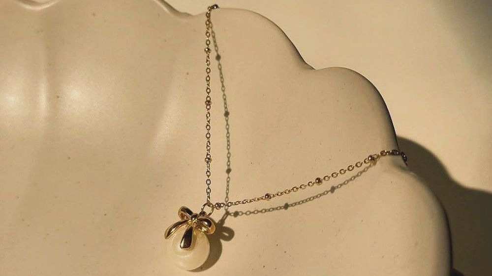 Fika Gold, minimal and delicate gold order rings and necklaces in Ghaem Shahr, Mazandaran