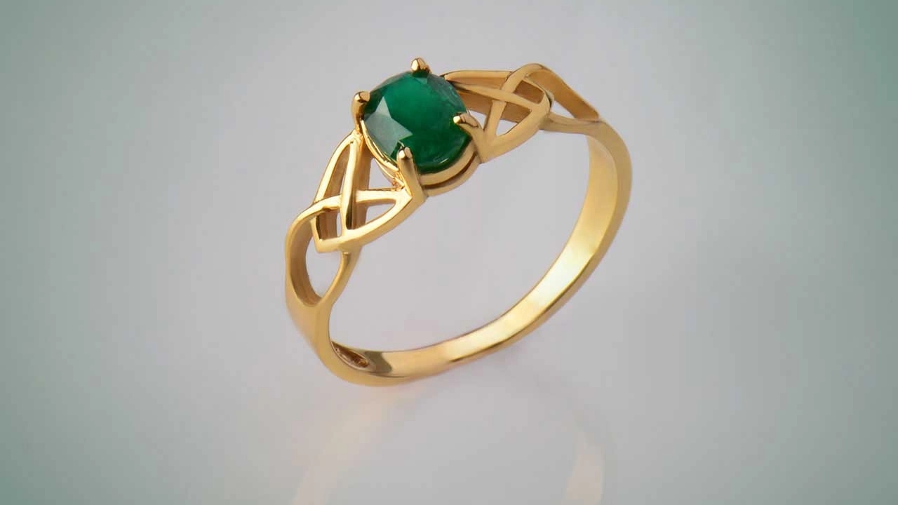 Yarin Gold, design and manufacture of gold and silver delicate name necklace ring in Shiraz
