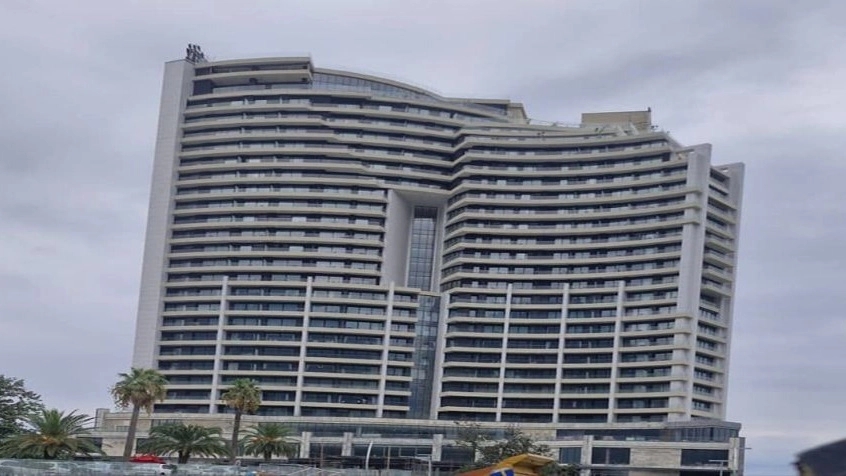 32-storey Araz hotel project, implementation of mechanical connections in 1998