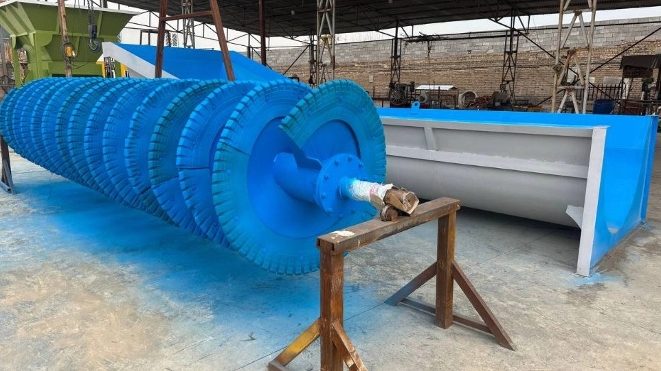 Sandblasting tire
