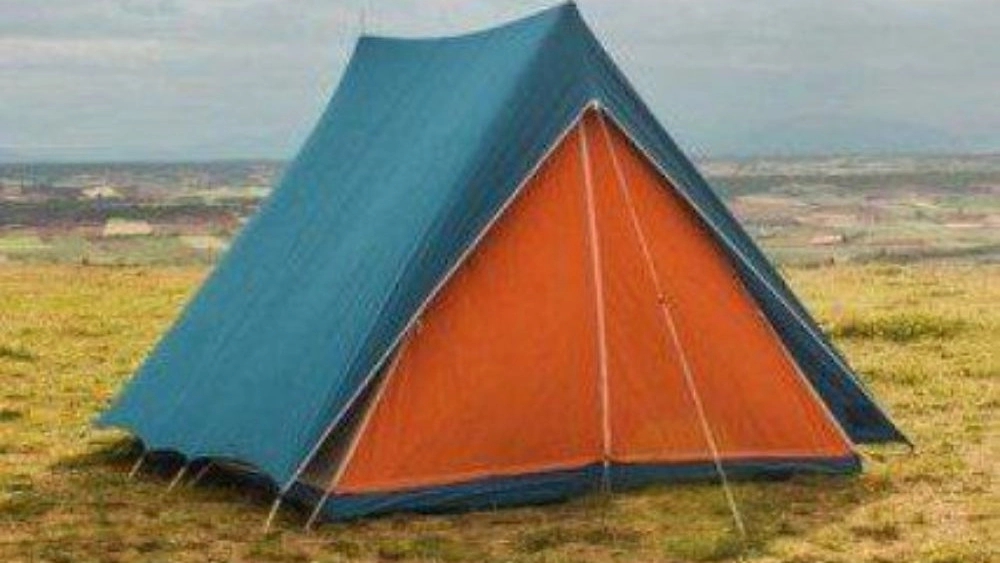Sewing canvas tents in Qain