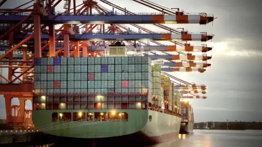 Clearance and sea transportation