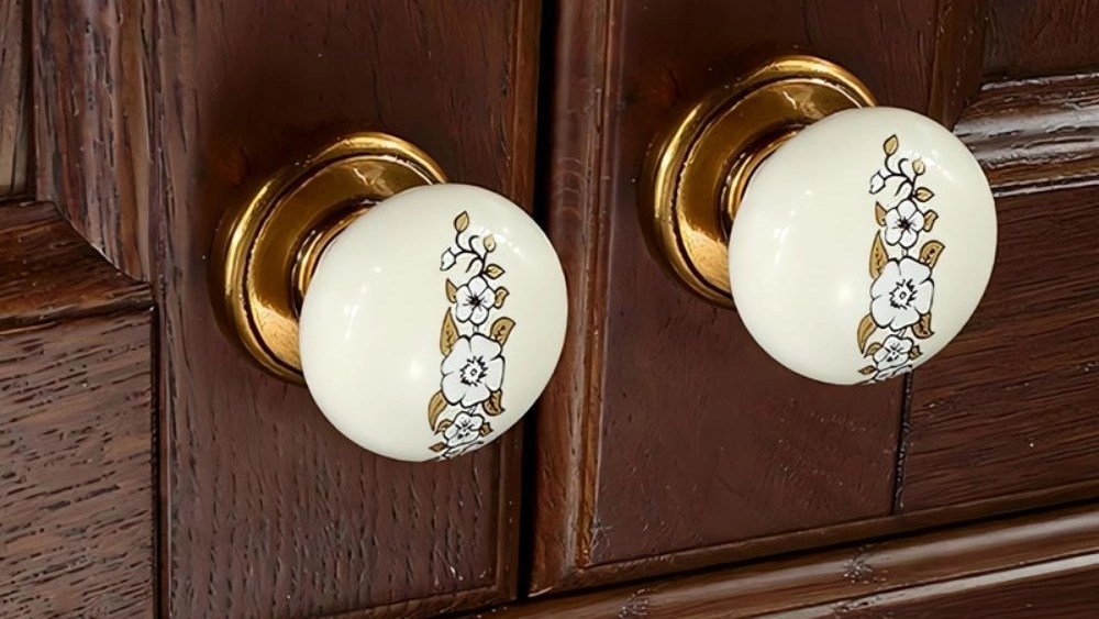 Manufacturer of single ceramic screw handle in Hamadan