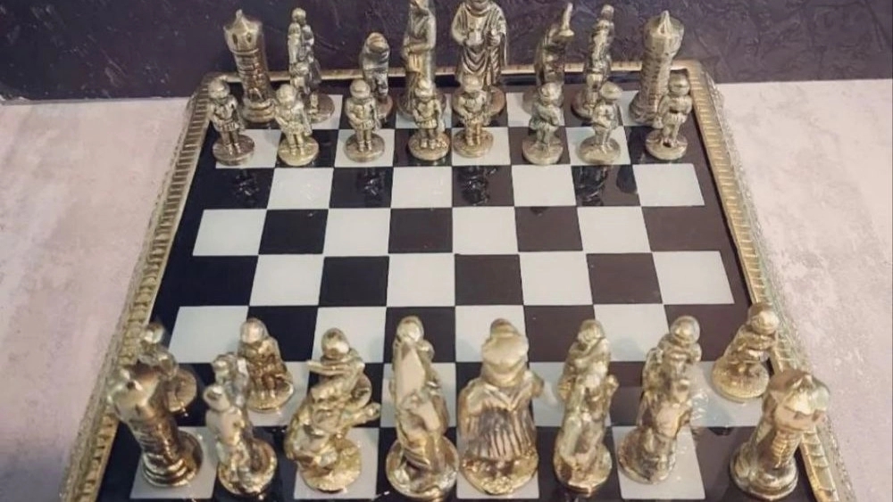 Sadeghi bronze products, candlestick and mirror sale in Pakdasht
