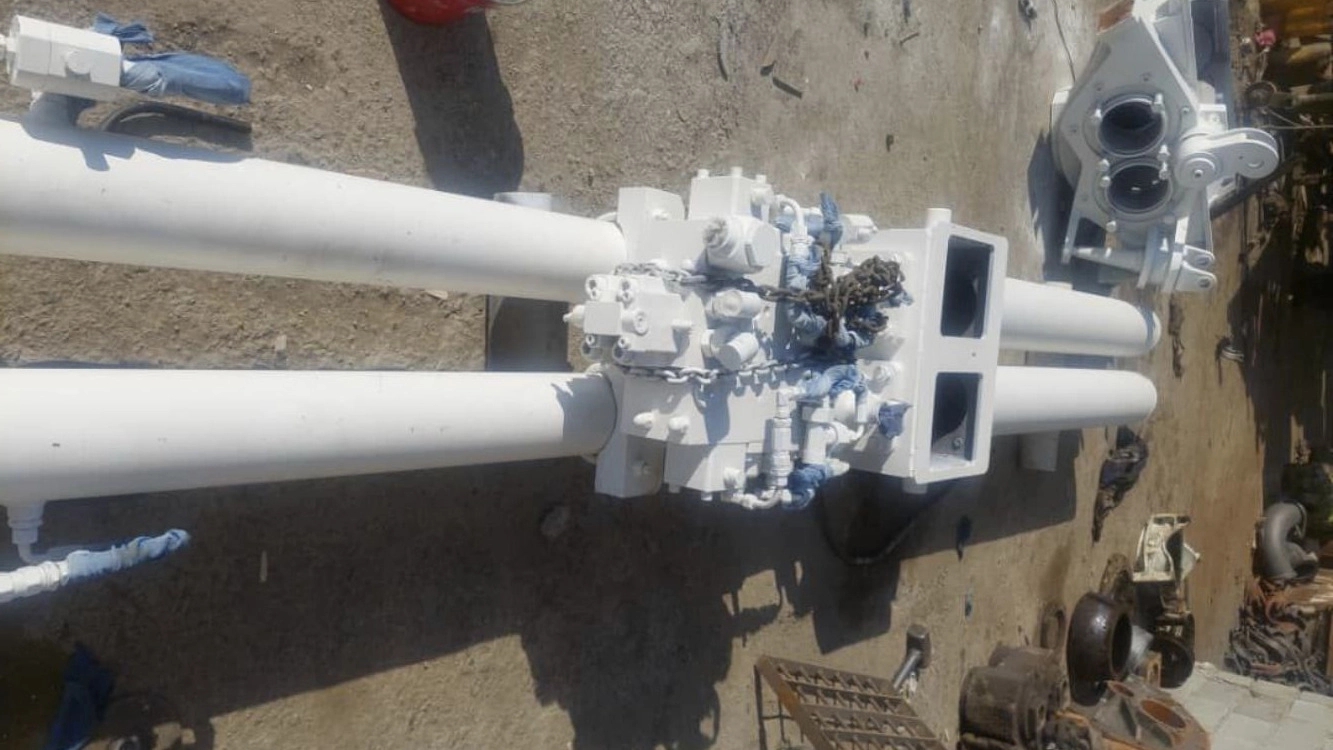 Construction of a complete subset of fixed concrete pump and mounted with installation and customer