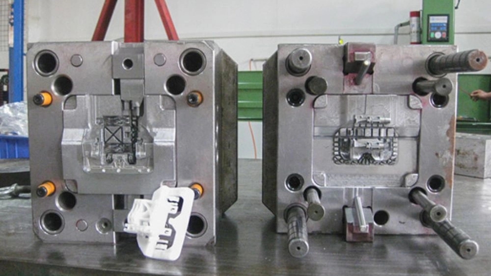Design of plastic injection mold in Tehran