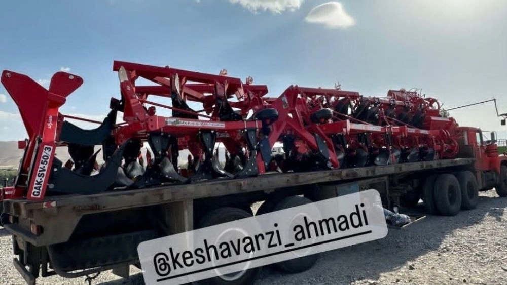 Ahmadi brothers' agricultural equipment, buying and selling light and heavy tractors in Piranshahr