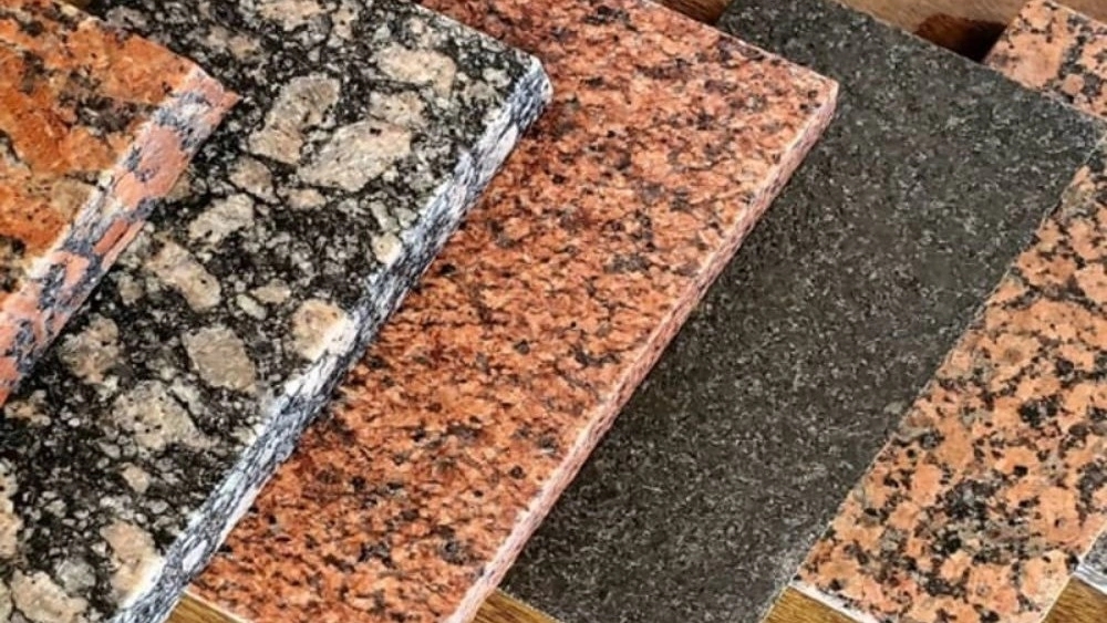 Sale of building stone in Yazd
