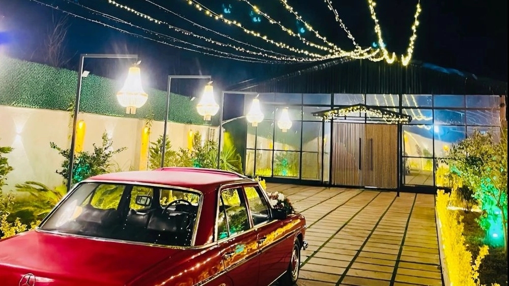 Hall garden in Rasht