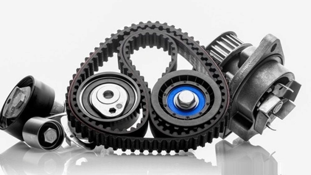 Taken Yadak, Sale of Spare Parts and Dynamics in Shiraz