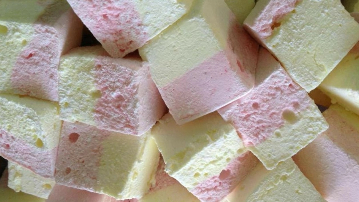 Dry ice cream