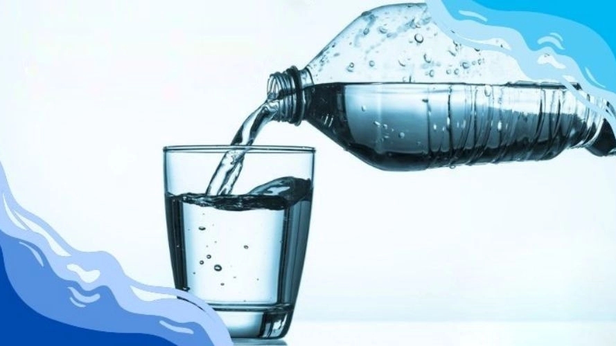 Sale of distilled water in Tehran