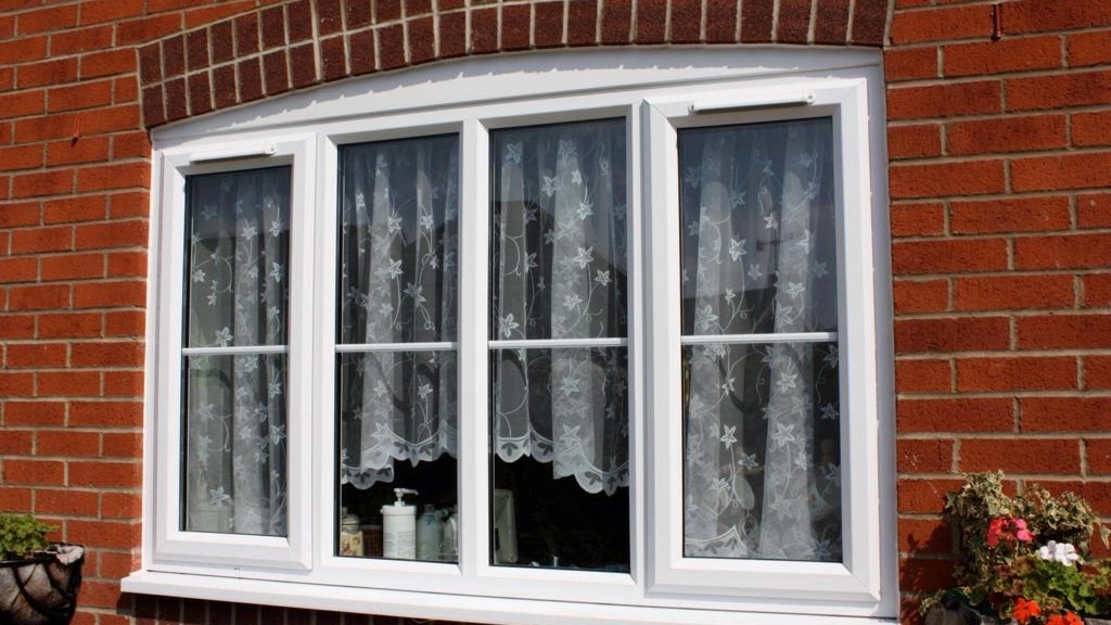 The benefits of the window UPVC Diamond Desert Window