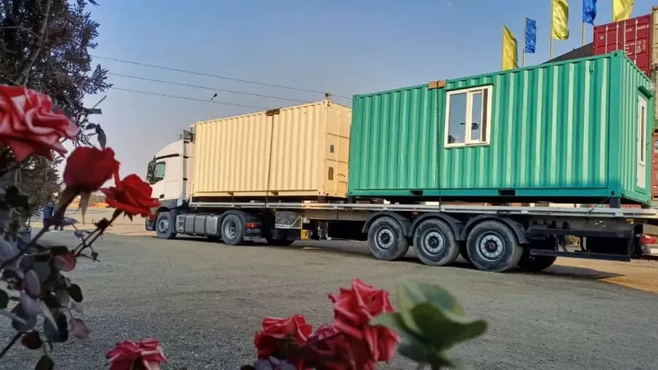 Price of container