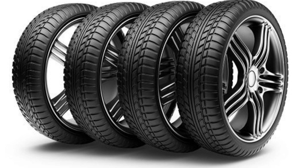 Sale of car tires in Khamam
