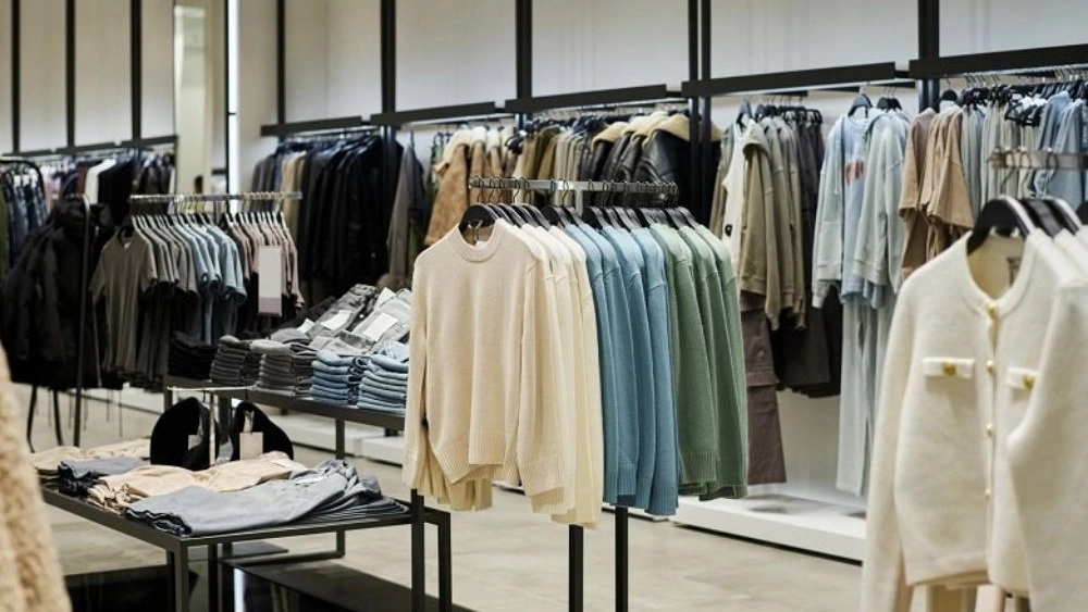Manufacturing, from design to the sale of all kinds of men's and men's clothing in Isfahan