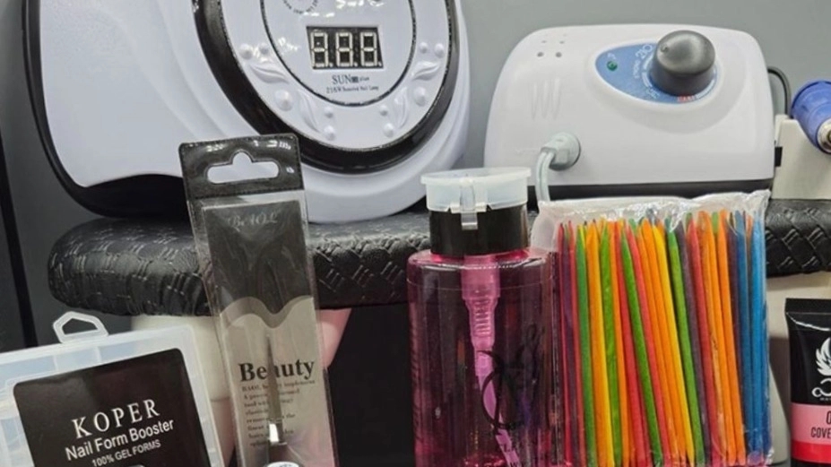 The cost of buying nail planting supplies