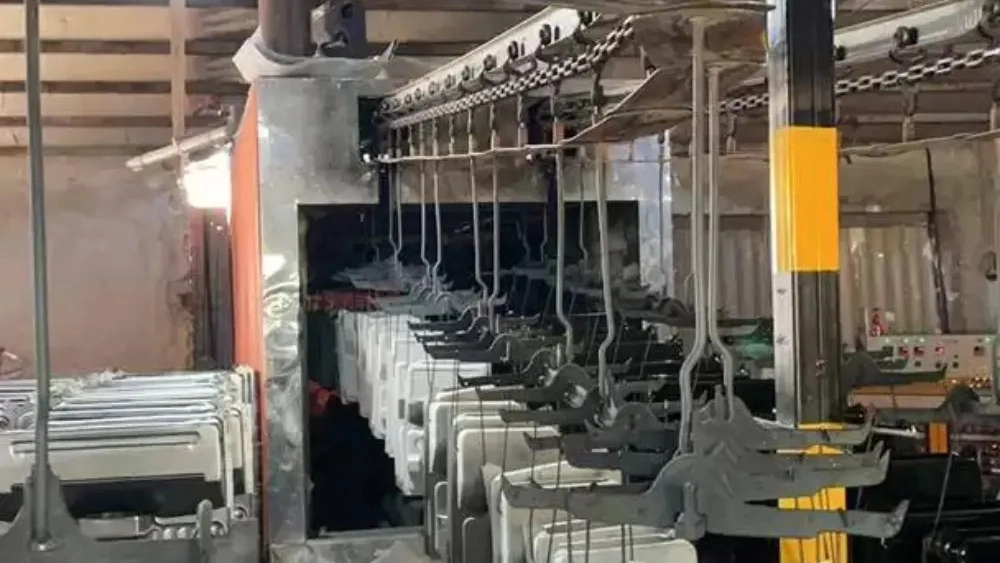 Nader Nia glazed, buying and launching glaze lines in Tabriz