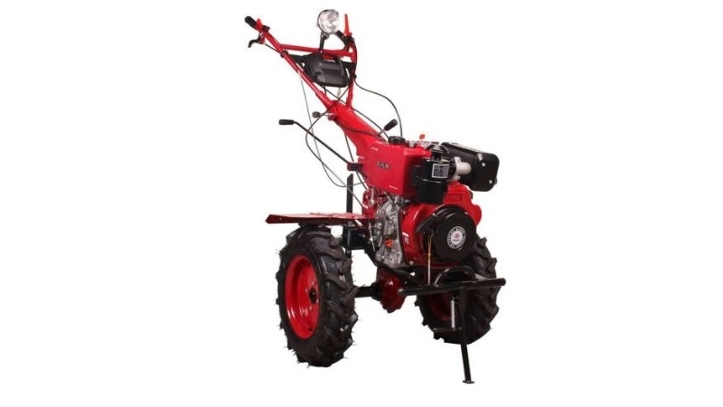 Tyler Price of Tyler 2 Horse Diesel Starter Vima