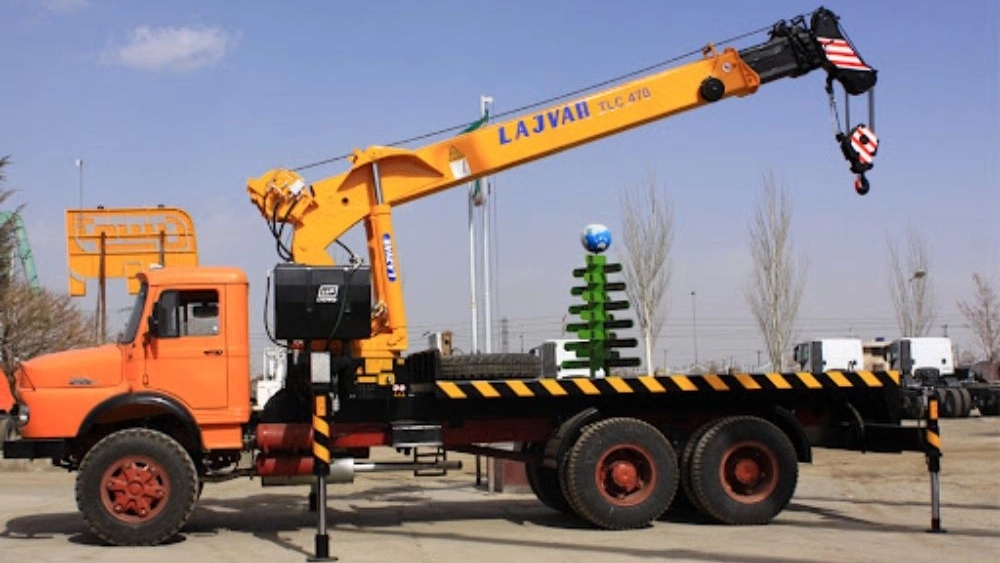 Japanese light and heavy crane repair in Tehran