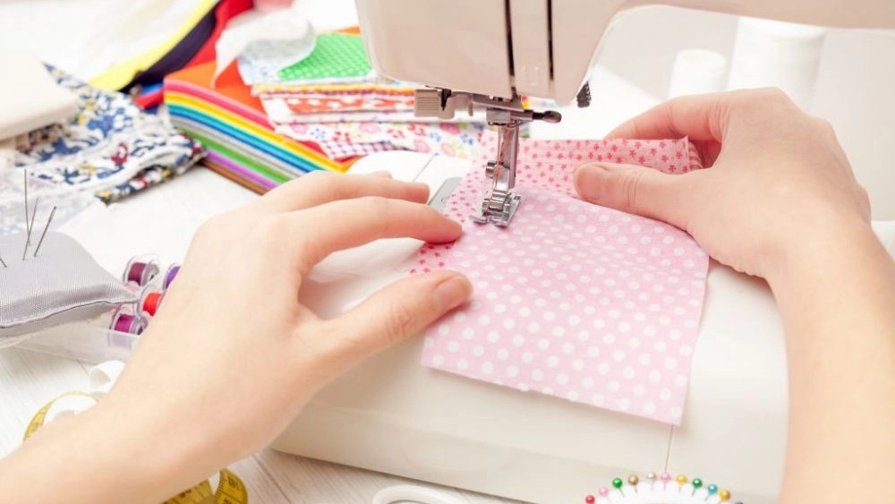 Mandana School, Training of Sewing Courses in Baharestan Isfahan