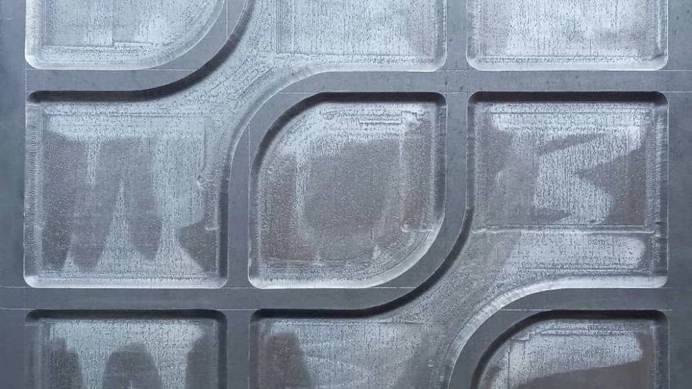 Design and manufacture of high quality steel yard mosaic molds
