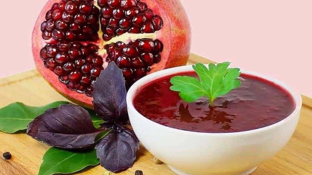 NLA Trading ، Arak Central Pomegranate Paste Managner