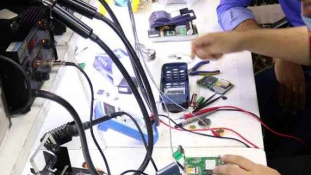 Mubarak Abadi Karapez, Sales and Mobile Repairers in Karaj