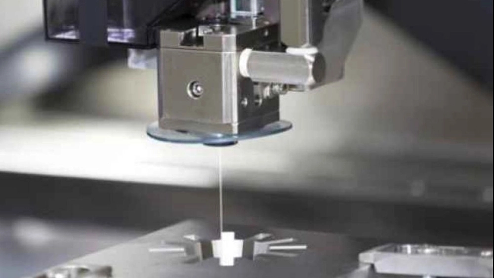 Iranian Engineering Technical Services, 3D Optics Molding in Pakdasht Tehran