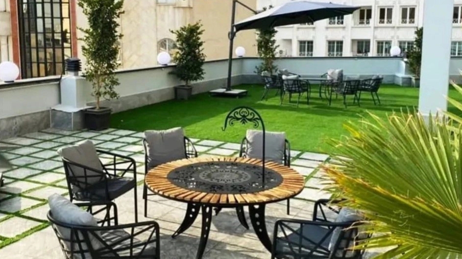 High Quality Garden Desk and Chair Guide to Kamali Villa Garden Equipment in Khamam