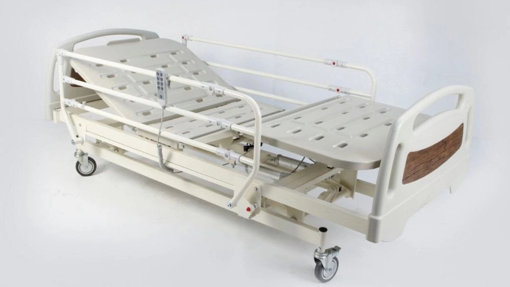 What features should be considered when choosing a hospital bed?
