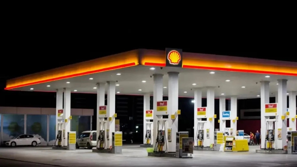 Excellent quality gasoline and auxiliary service in Hormozgan