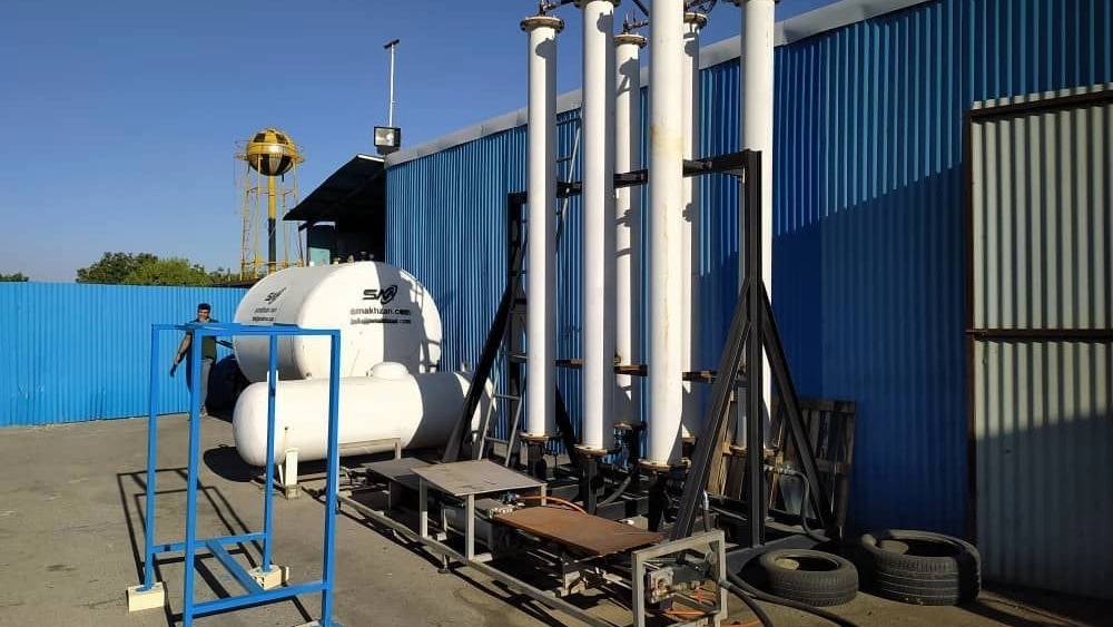 Afra, Manufacturing of Industrial Machinery Shiring Pack Filling Machine in Karaj