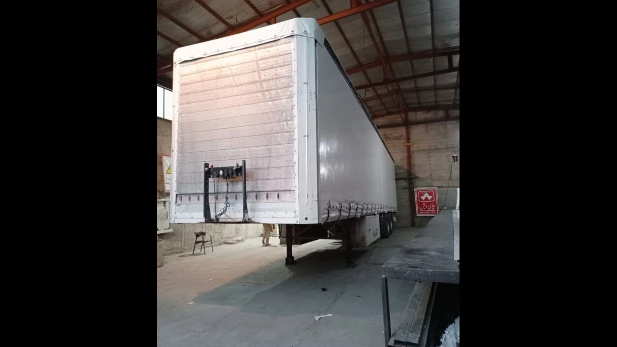 Installation and repair of transit tents in Shahriar Tehran