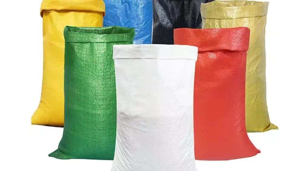 Bag yellow, manufactured by bags and plastic sacks in Kashan