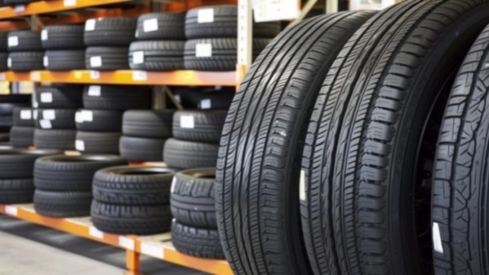Iranian rubber store, importer and tire player in Chabahar