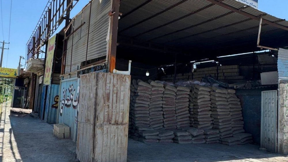 Abbasloo building materials, selling and distributing all kinds of plaster and shell cement in Sirjan