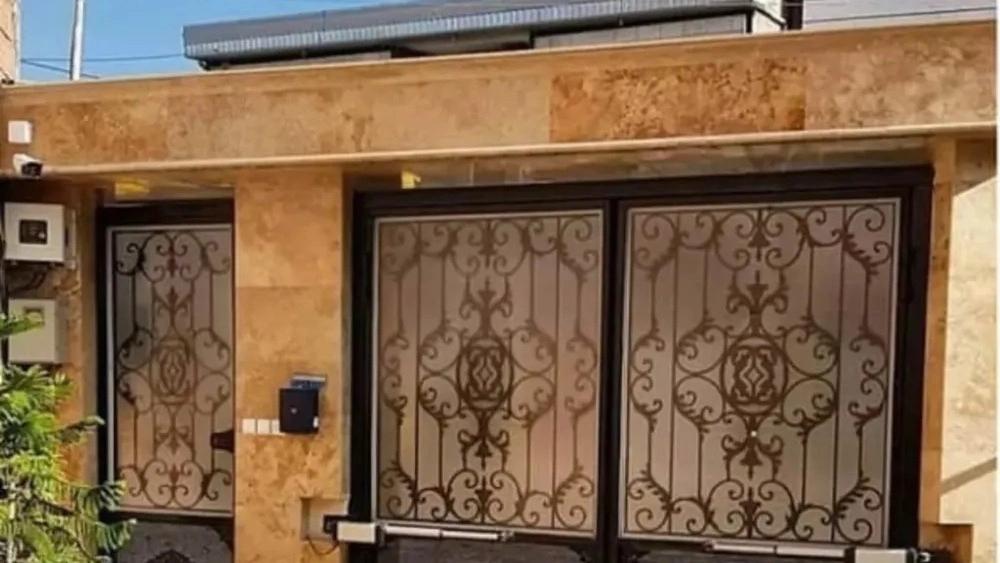 Hosseini Door Services, Elevator and Lift Elevator Installation Repair in Shiraz