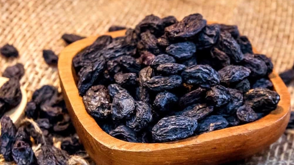 Shabani Nuts, Sales of Mohammadi Moyes Omani and Vegetable Sweets in Bushehr