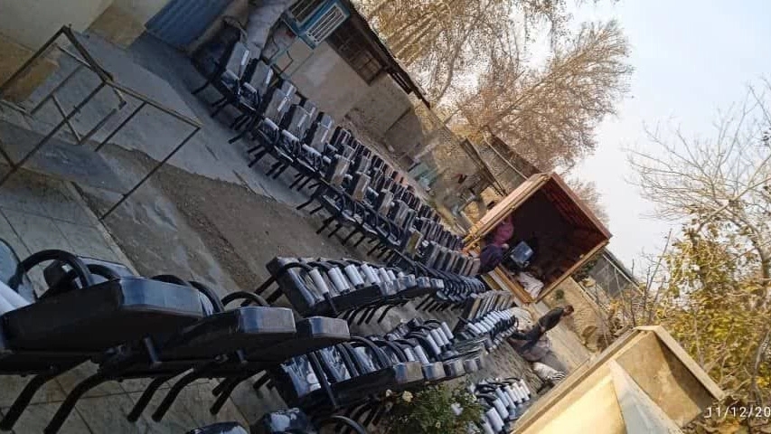 Selling a seated or educational chair