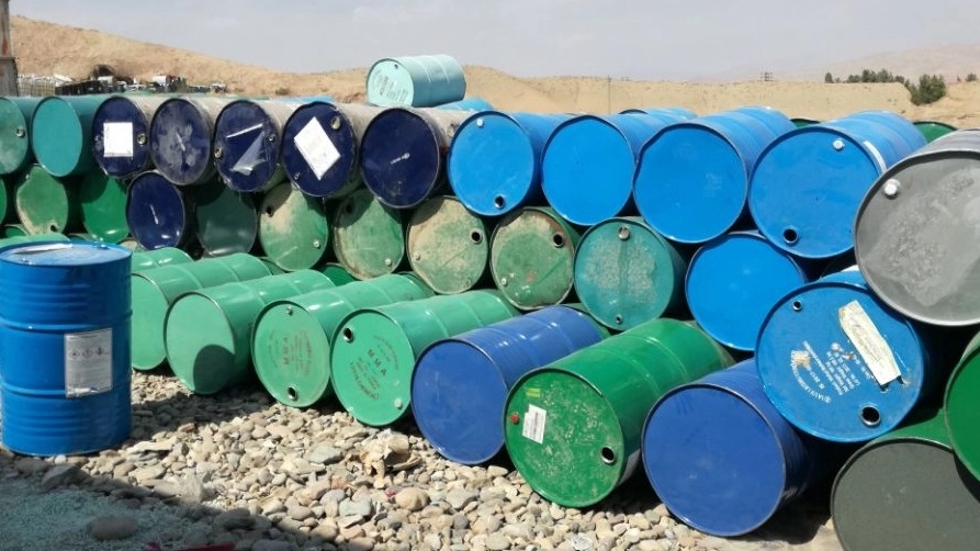 Buying and selling second -hand metal barrels