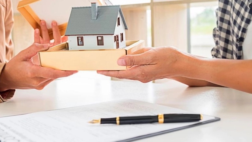 Holding the Great City Trading, Buying and Sale of Mortgage and Renting Property and Land in Urmia