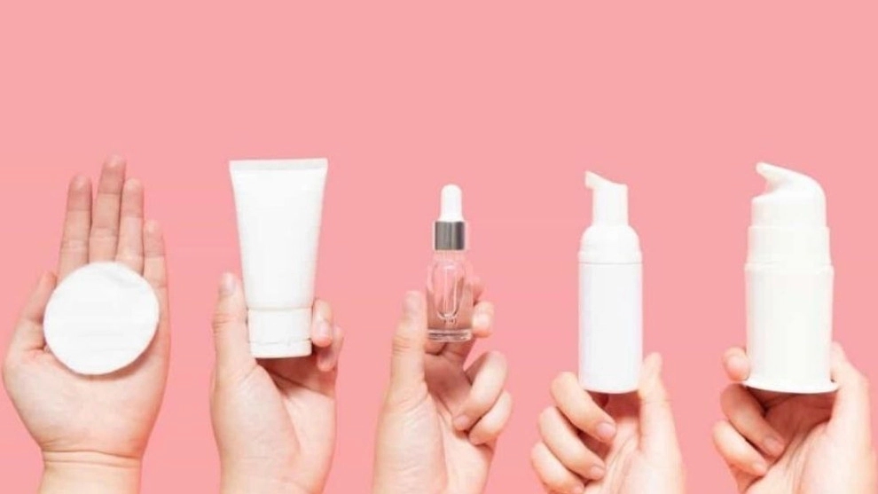Online Shop Biouti Moon, Sale of Specialized Hair Skin Products in Tehran