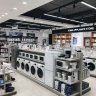 Izanloo Home Appliance Store, Selling a variety of crystal utensils in Golbahar