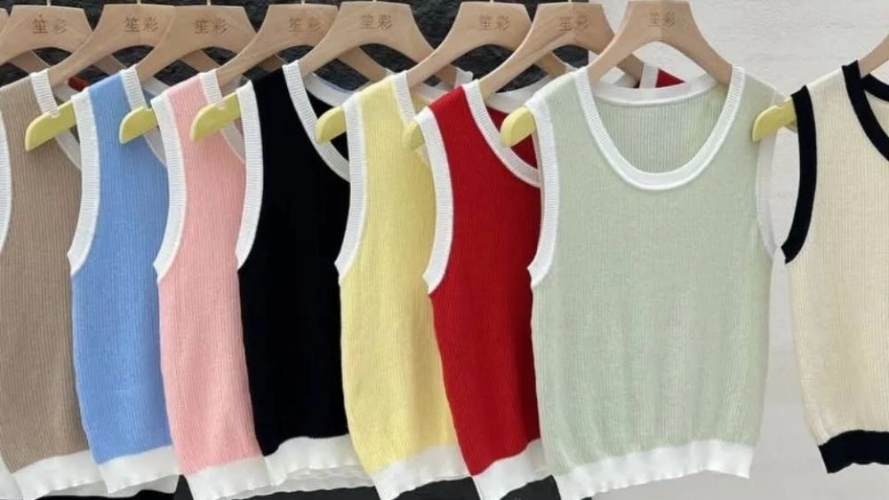 Karami Broadcast, Sale of Paperback Skirts in Qeshm Dargan